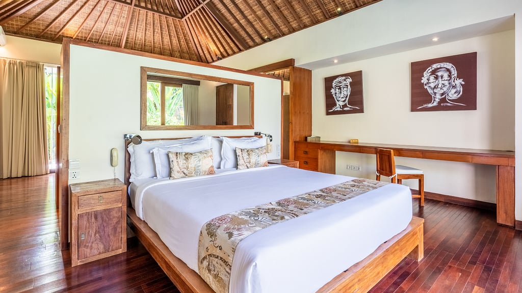 Ku Estate: Bedroom 6