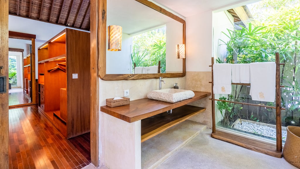 Ku Estate: Bedroom 6