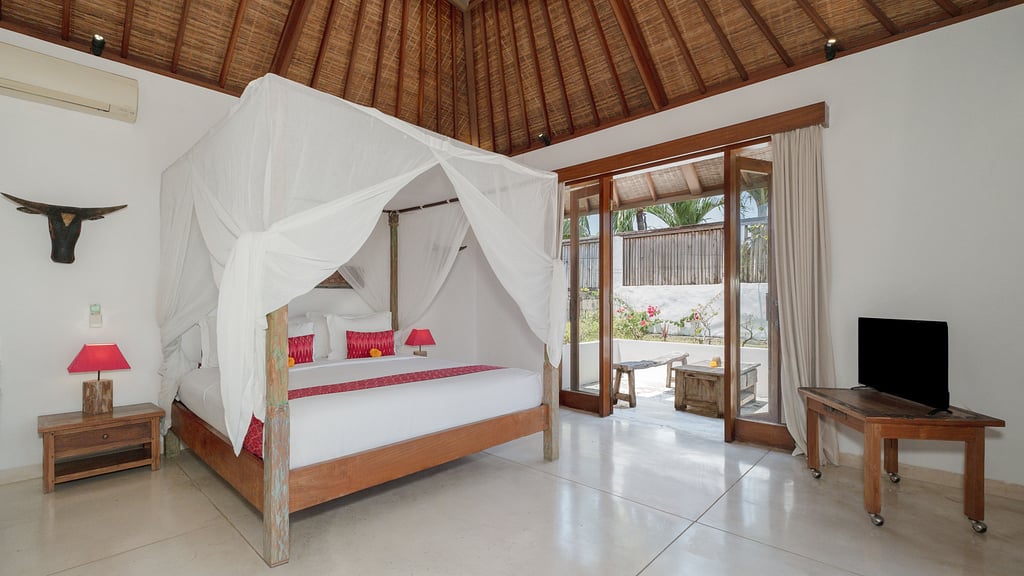 Ku Estate: Bedroom 1