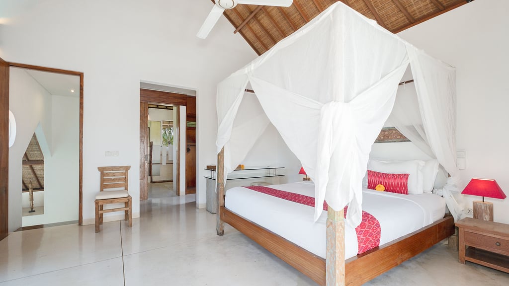 Ku Estate: Bedroom 1