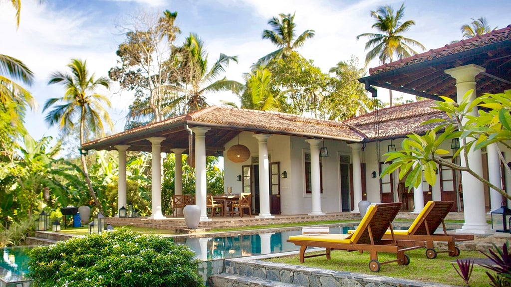 Kumbura Villa