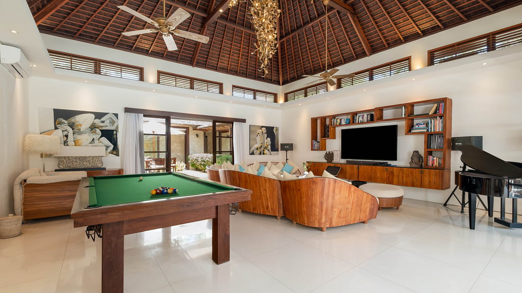 Lataliana Villa Estate