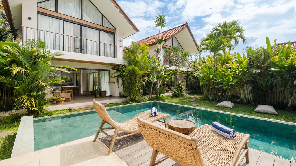 Lexington Palace Villa: Swimming pool