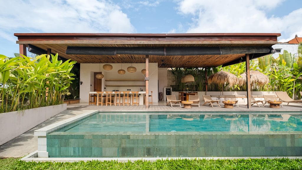 Lexington Palace Villa: Swimming pool