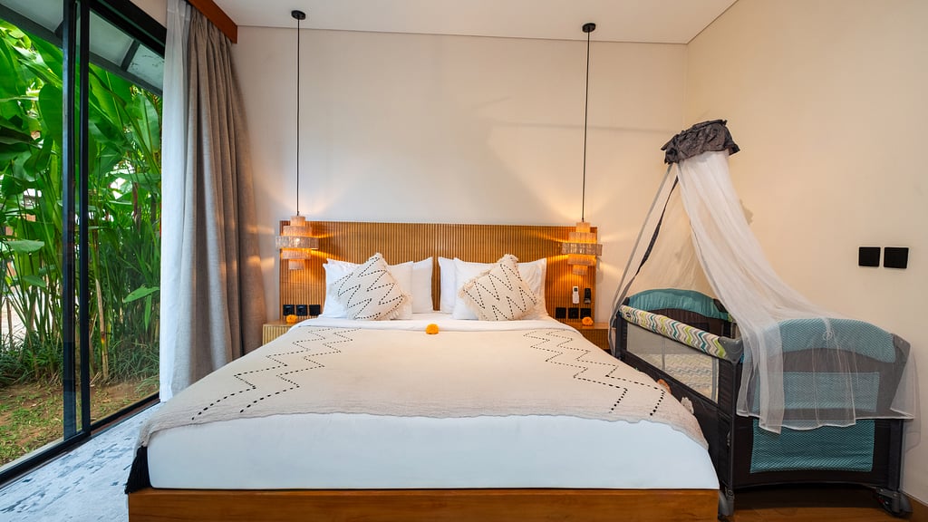 Lexington Palace Villa: Bedroom 2