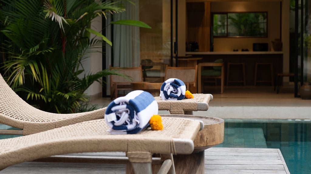 Lexington Palace Villa: Swimming pool