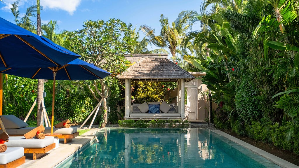 Little Mannao: Gazebo