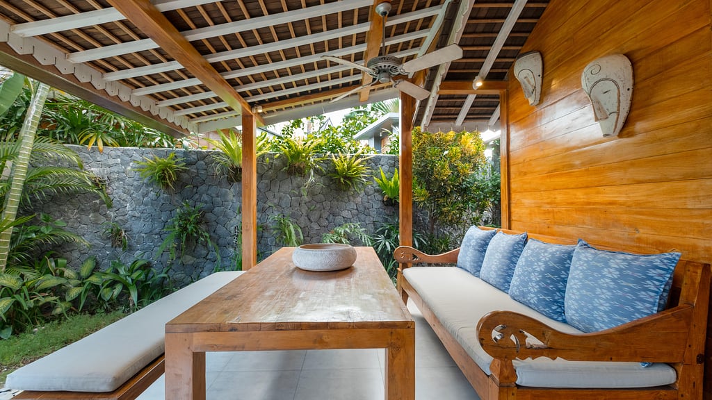 Little Mannao: Terrace/Veranda