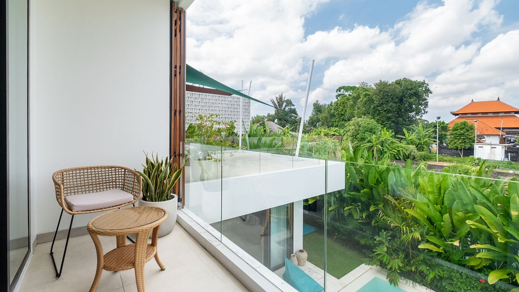 Loona Palm Villa 2: Bedroom 2