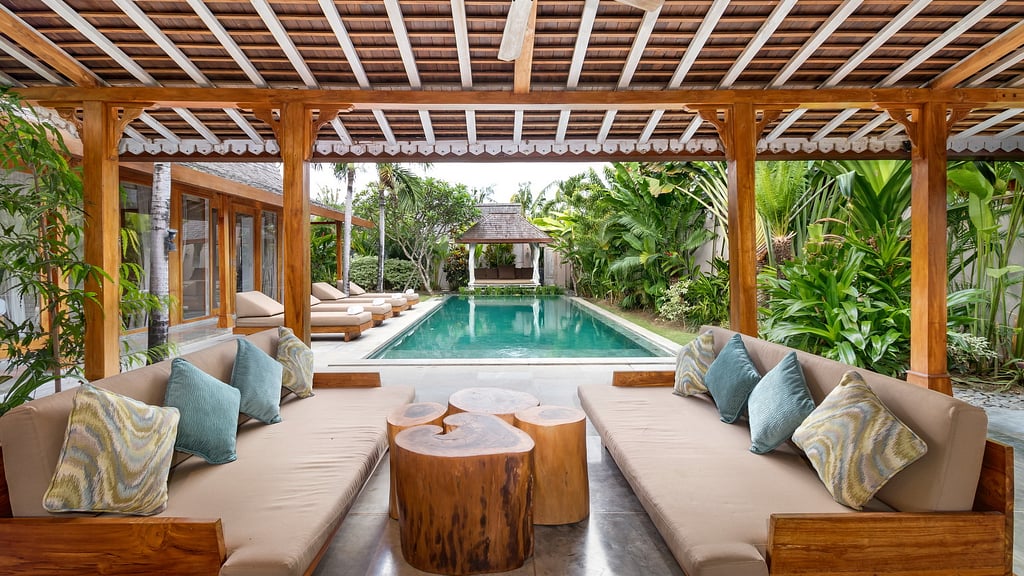 Mannao Estate: Living room 2