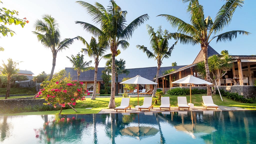 Mannao Estate: Swimming pool 2