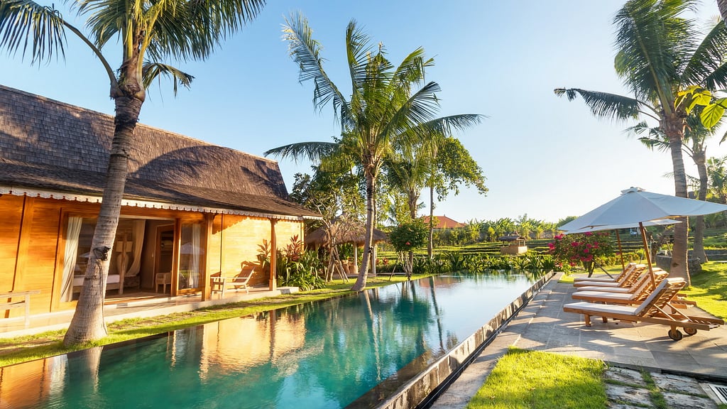 Mannao Estate: Swimming pool 2