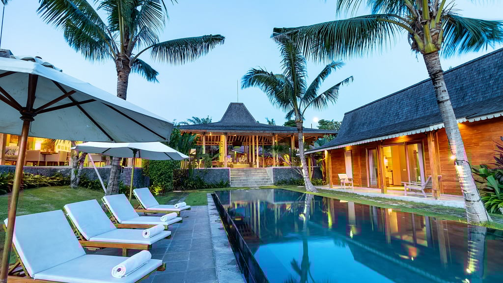 Mannao Estate: Swimming pool 2