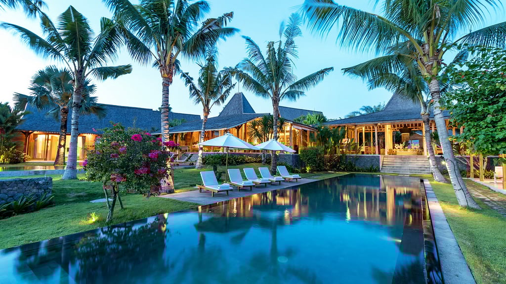 Mannao Estate: Swimming pool 2