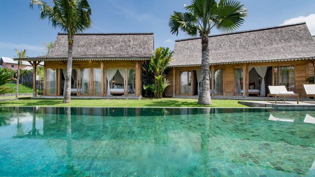 Mannao Estate: Swimming pool 1