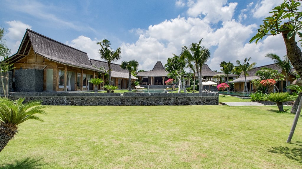 Mannao Estate: Garden