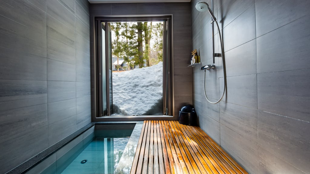 Phoenix Three Bedroom Chalet