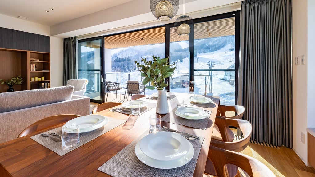 Roka Three Bedroom Terrace Apartment
