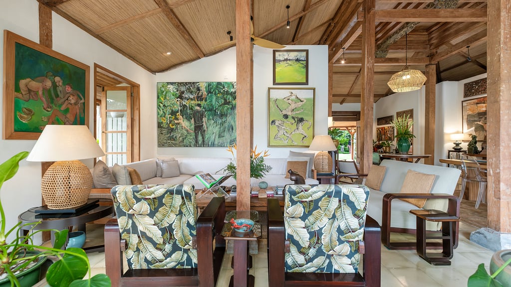 Rumah Melati Estate: Living room