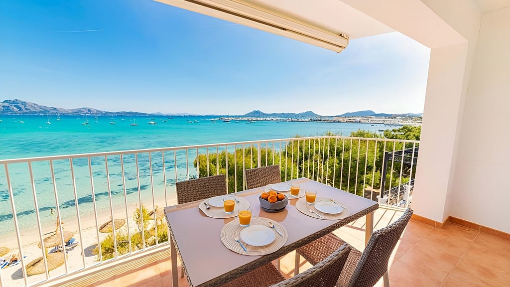 Seafront Apartment Voramar 31