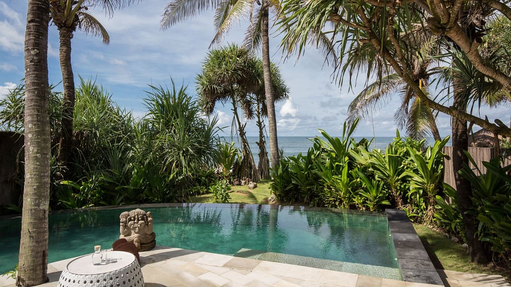 Sejuk Beach Villas - Madu
