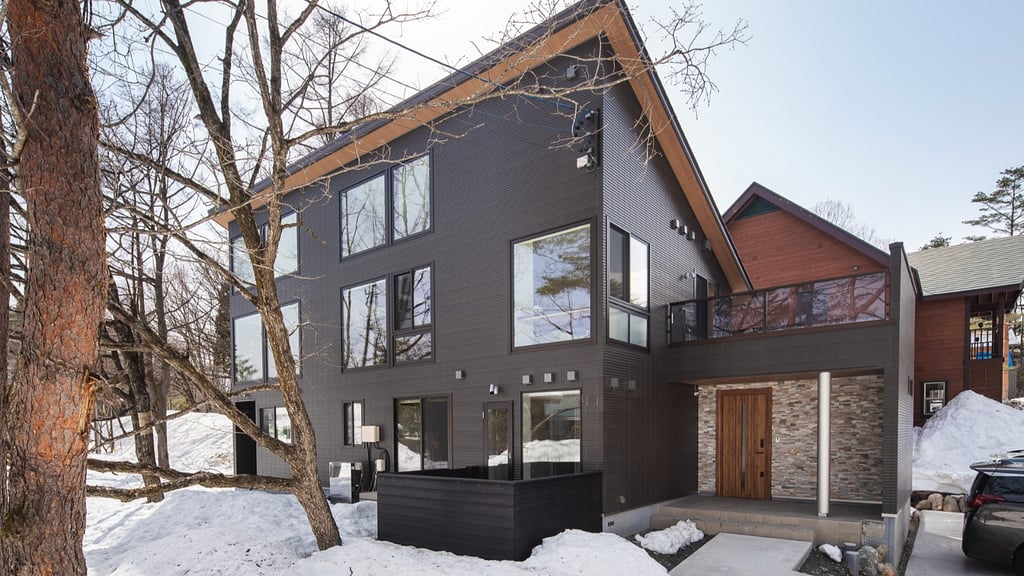 Silver Maple Chalet