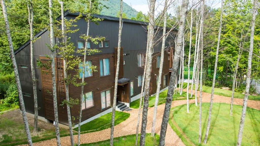 SnowDog Village Studio Suite