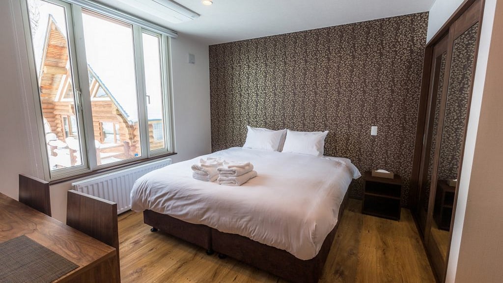 SnowDog Village Studio Suite