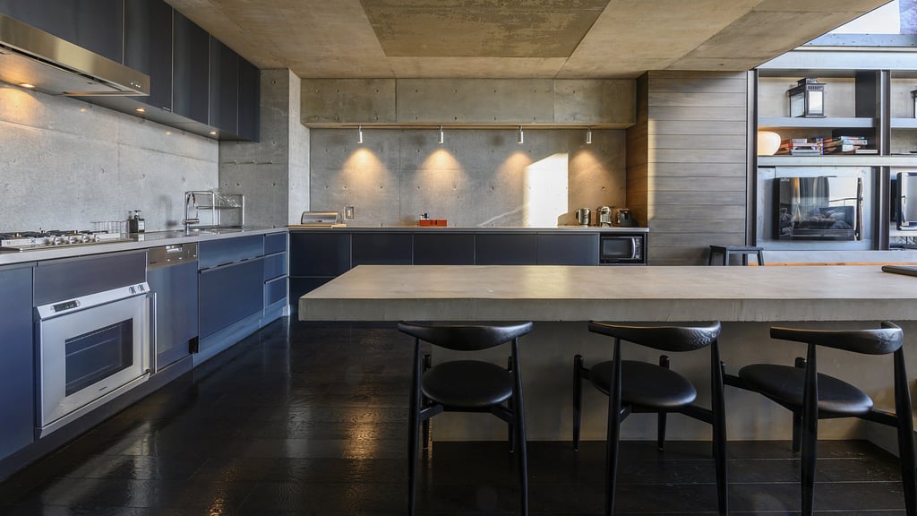 Suiboku Penthouse