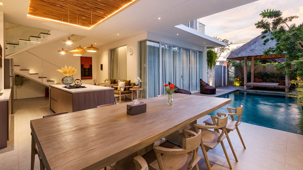 Swan Villa 3: Living room