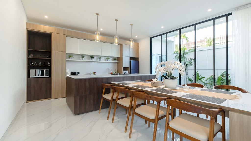 Swan Villa 4: Dining area