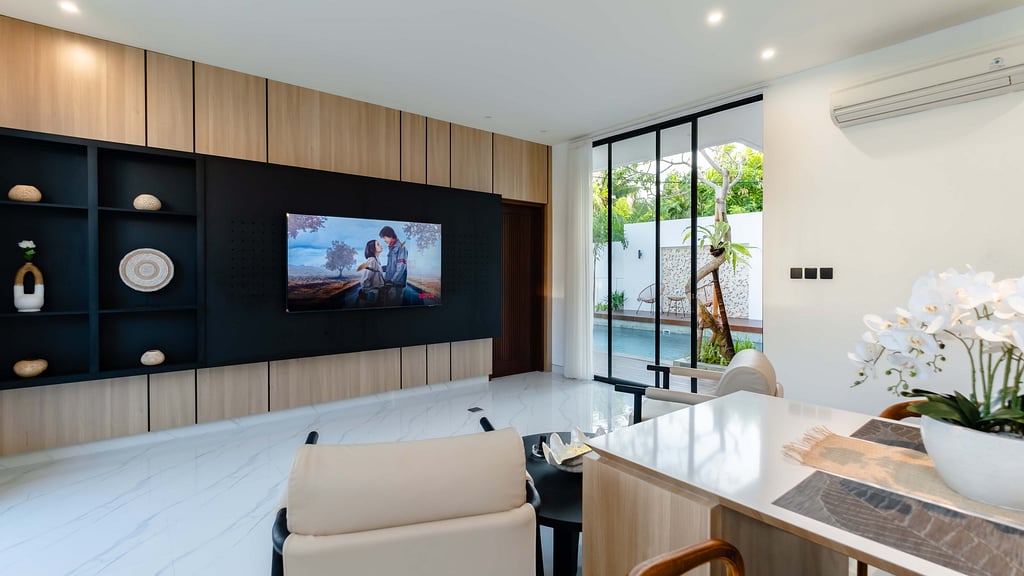 Swan Villa 4: Living room