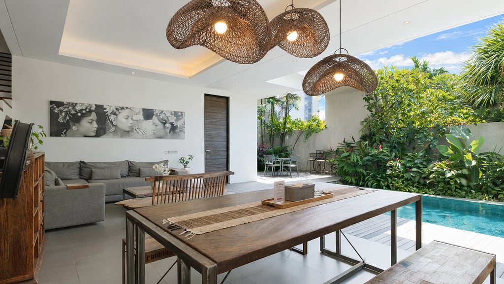 Swan Villa R: Dining area