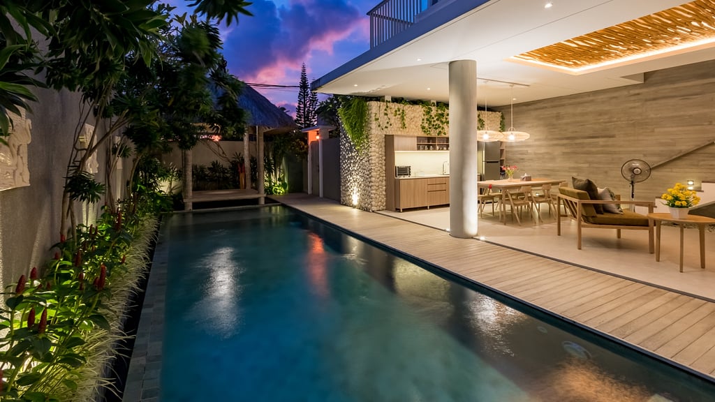 Swan Villas: Zwembad 2