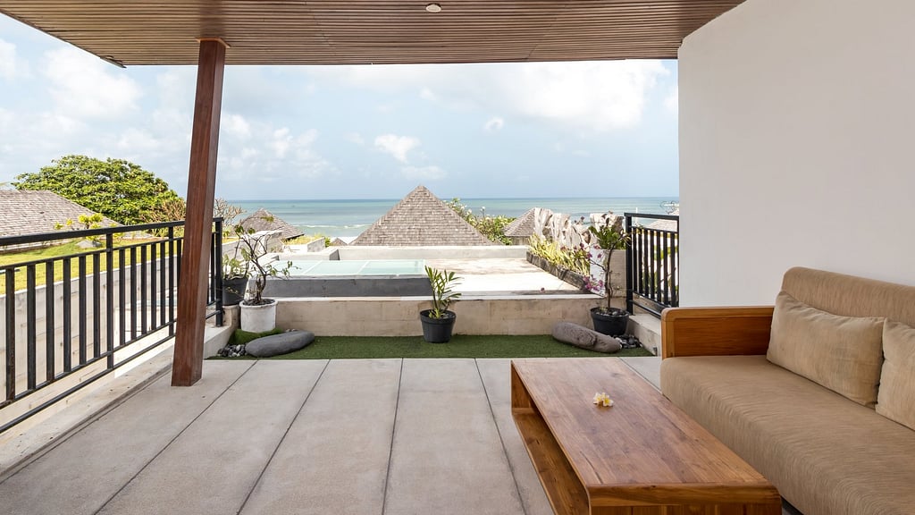 The Chands Estate: Bedroom 16