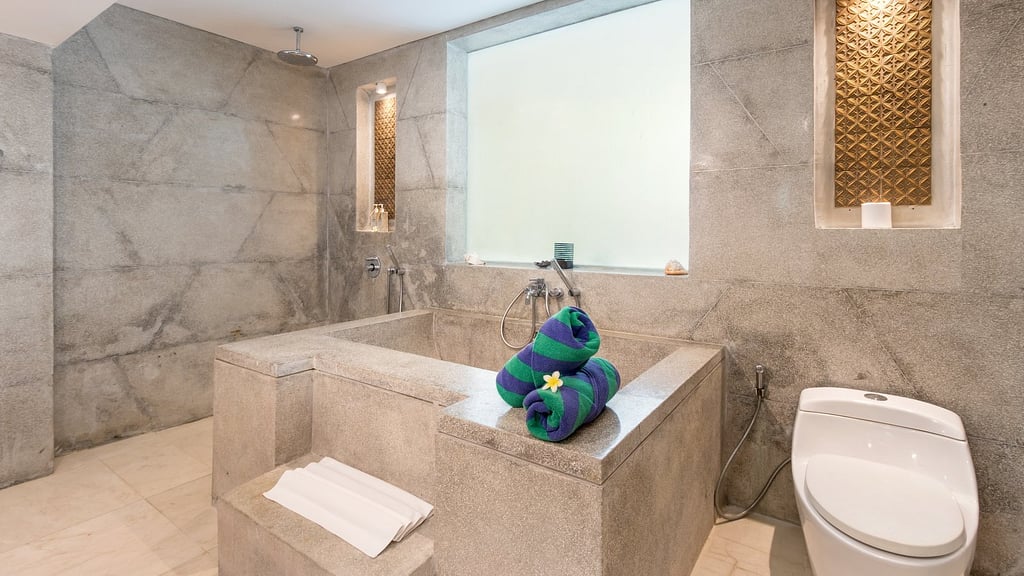 The Chands Estate: Bedroom 13