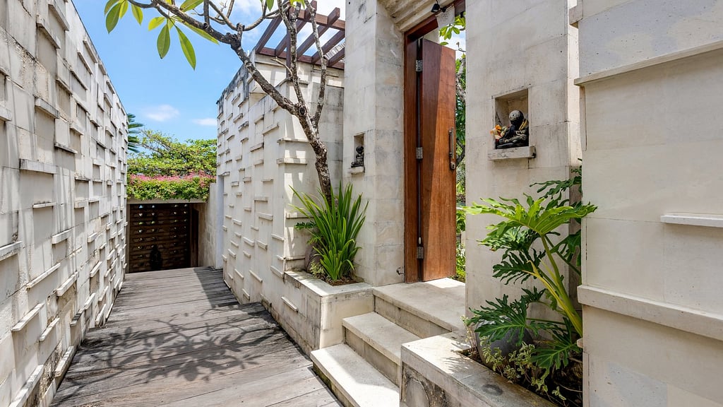 The Chands Estate: Others