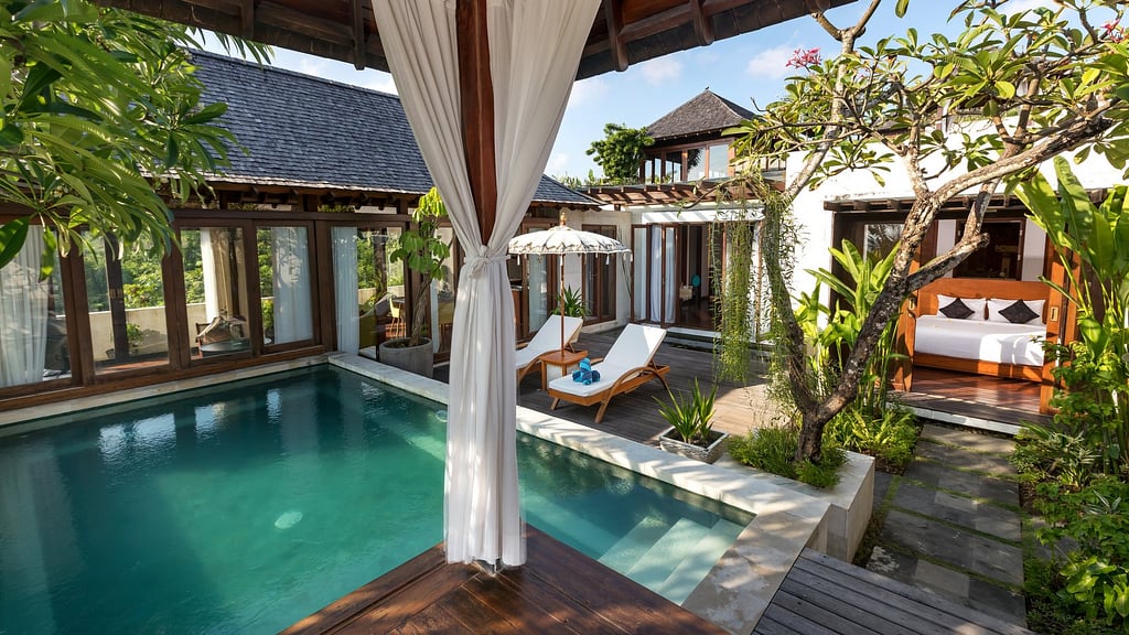 The Chands Estate: Swimming pool 6