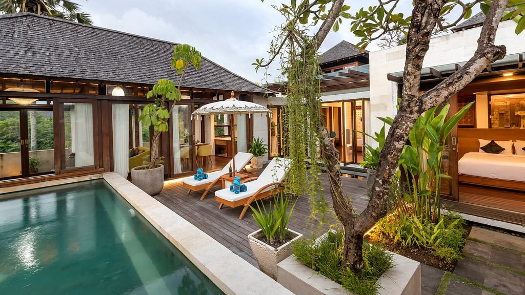 The Chands Estate: Swimming pool 4