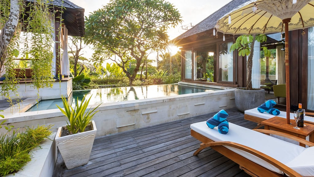 The Chands Estate: Swimming pool 6