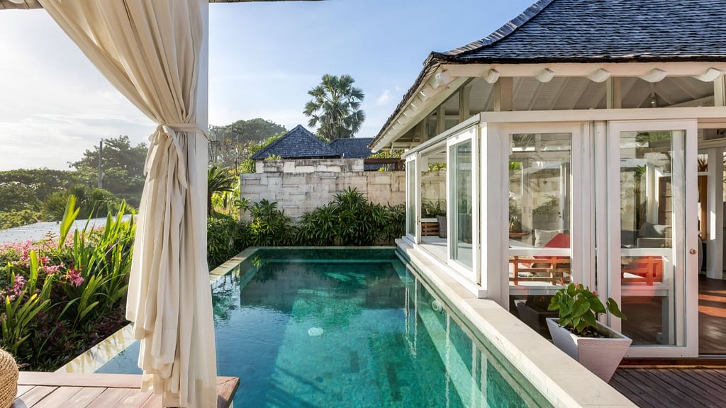 The Chands One: Swimming pool
