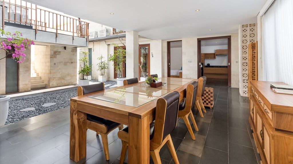 The Chands Three: Dining area