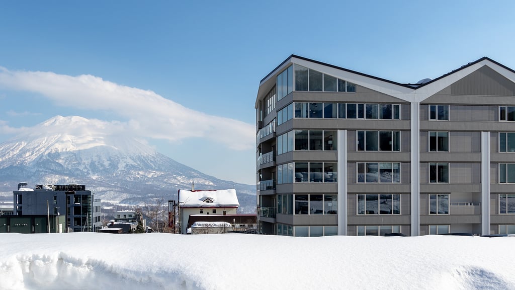 The Maples Niseko Three Bedroom Penthouse Suite