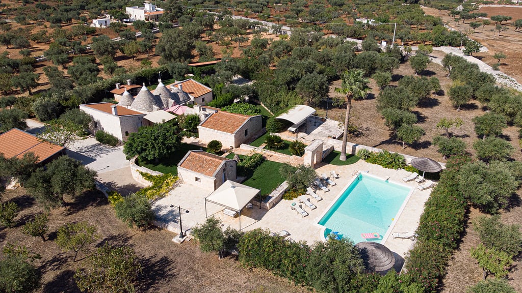 Trullo Camellia