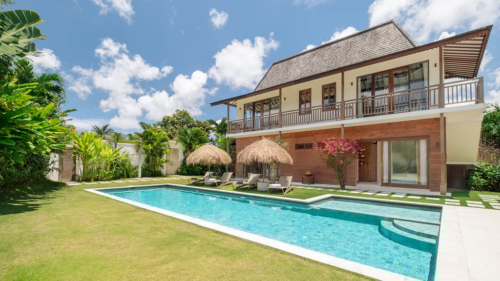 Alea Estate: Swimming pool 2