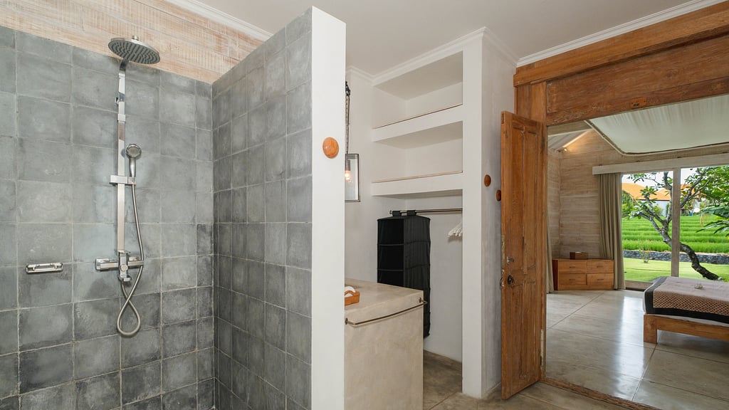 Alea Estate: Bedroom 1