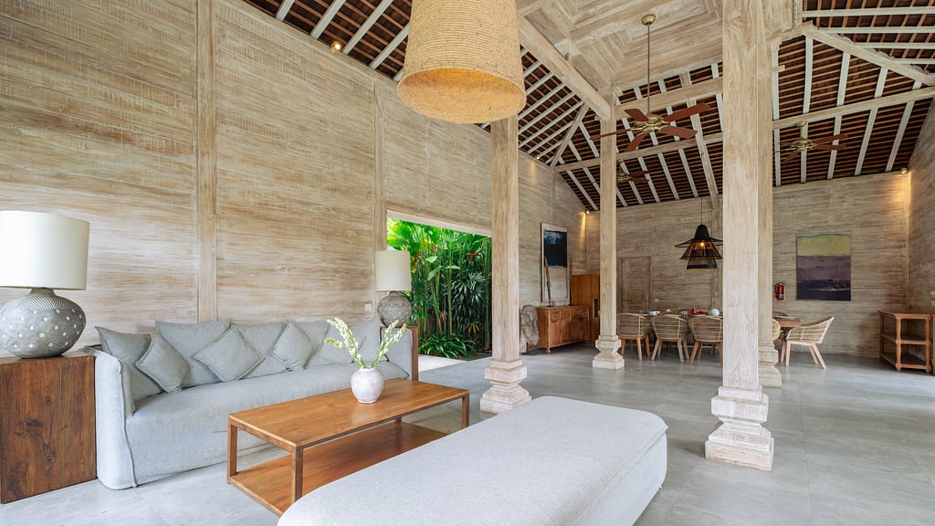 Alea Estate: Living room 1