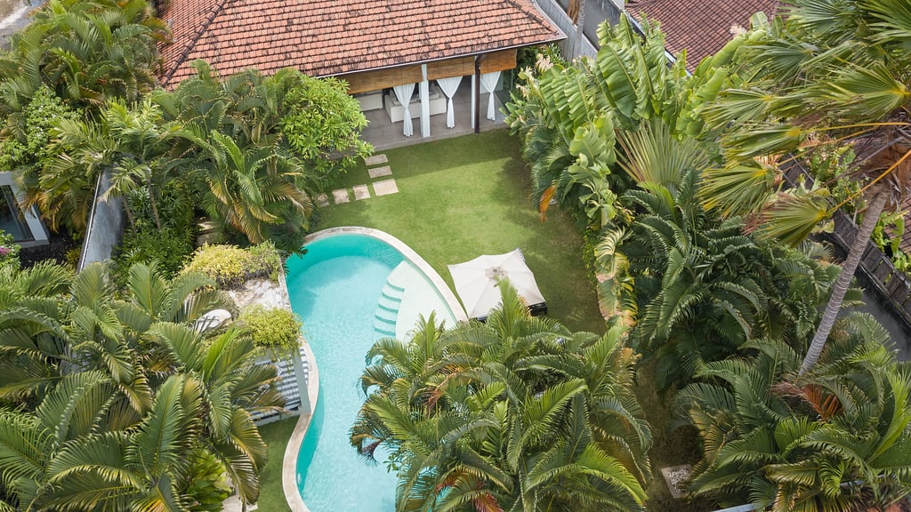 Villa Alice Dua: Drone pictures