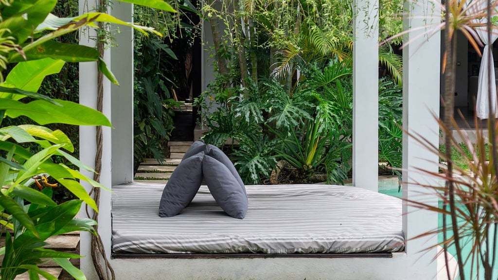 Villa Alice Dua: Others