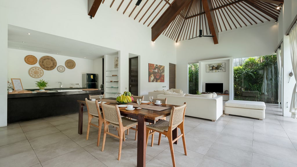 Villa Alice Dua: Dining area